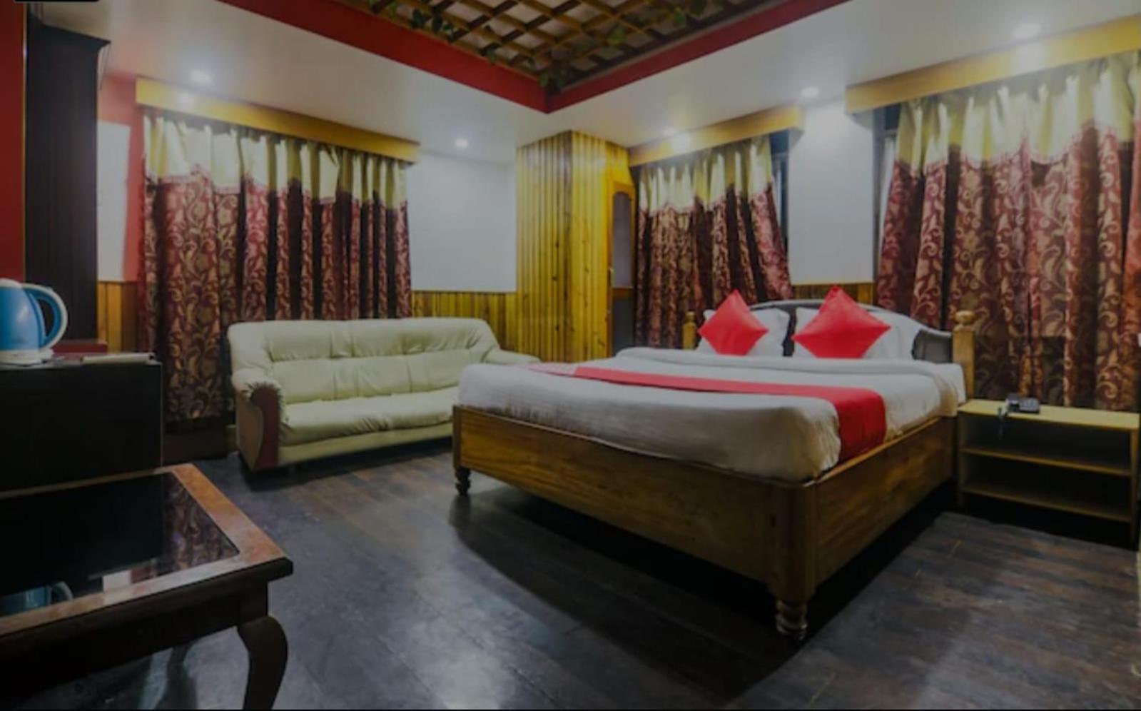 Hotel Knight Inn Shillong Kültér fotó
